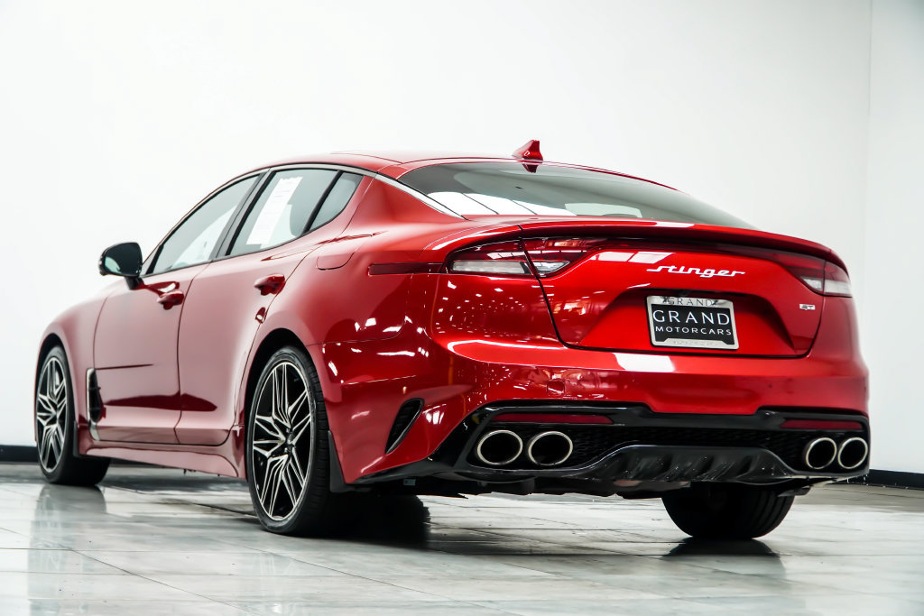 Used 2023 Kia Stinger GT2 RWD image 14