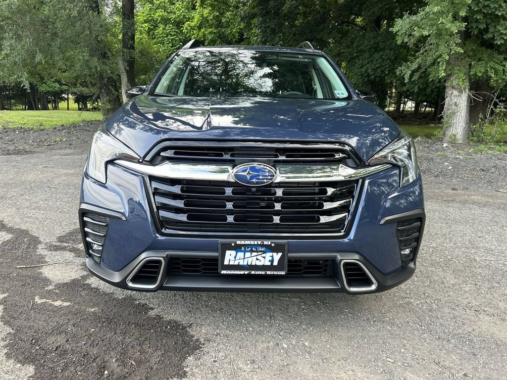 Certified 2024 Subaru Ascent Touring AWD/4WD image 3
