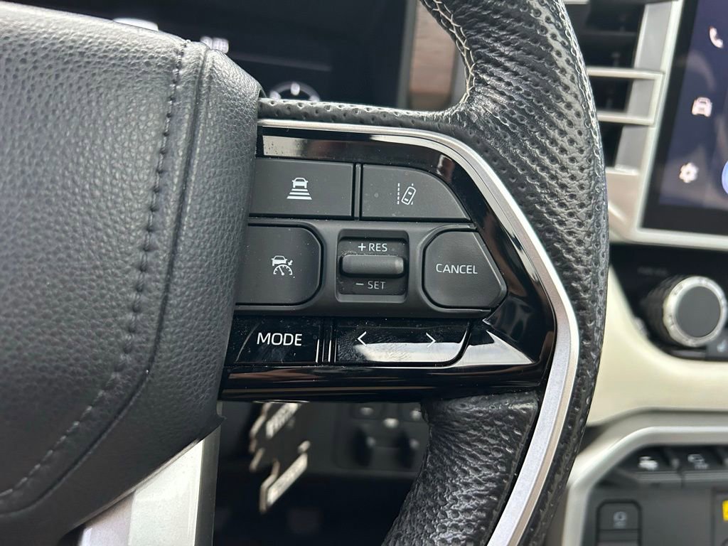 Used 2024 Toyota Sequoia Capstone image 21