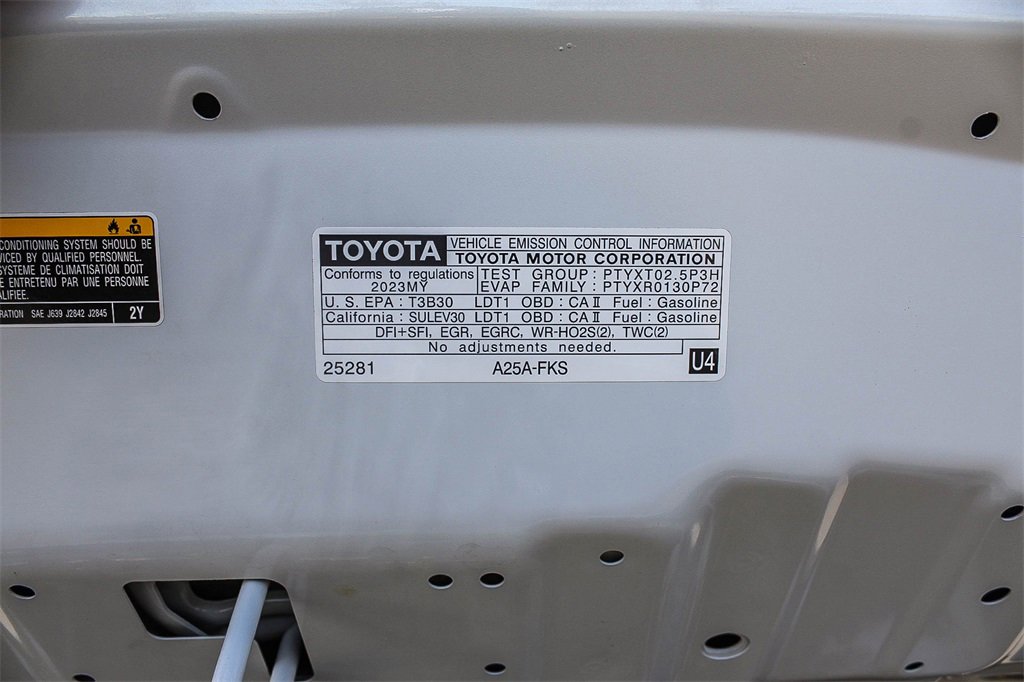 Used 2023 Toyota RAV4 XLE Premium image 28