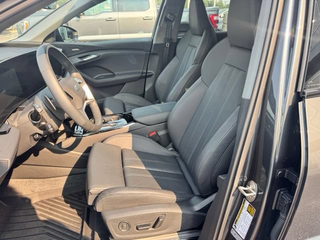 Certified 2025 Audi Q6 e-tron Premium Plus AWD/4WD image 23