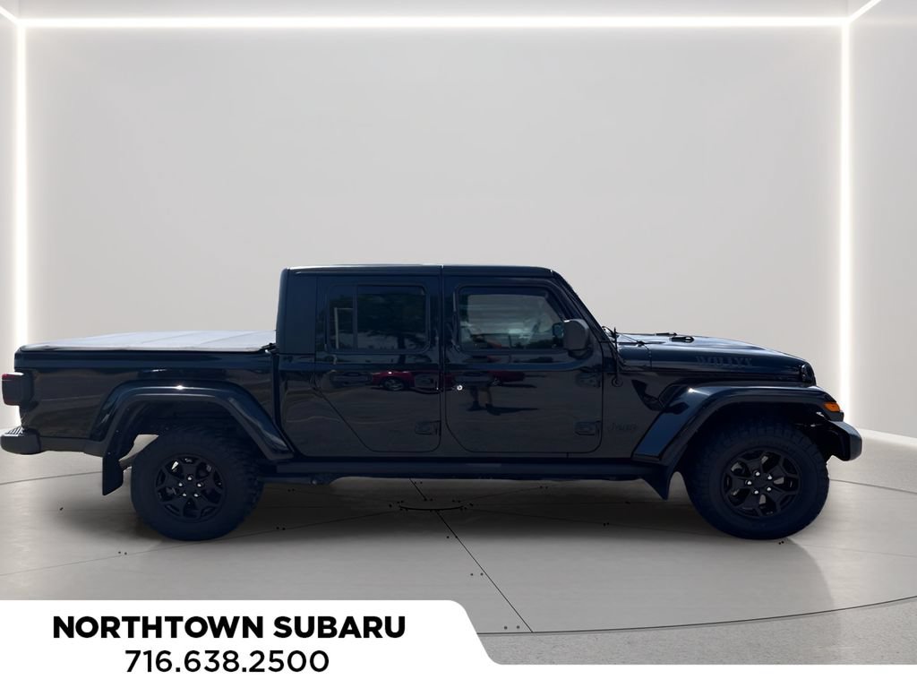 Used 2022 Jeep Gladiator Sport AWD/4WD image 3
