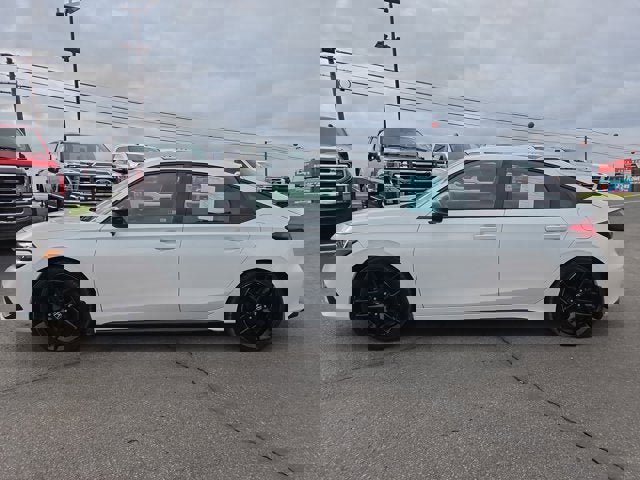 Used 2024 Honda Civic Sport image 3