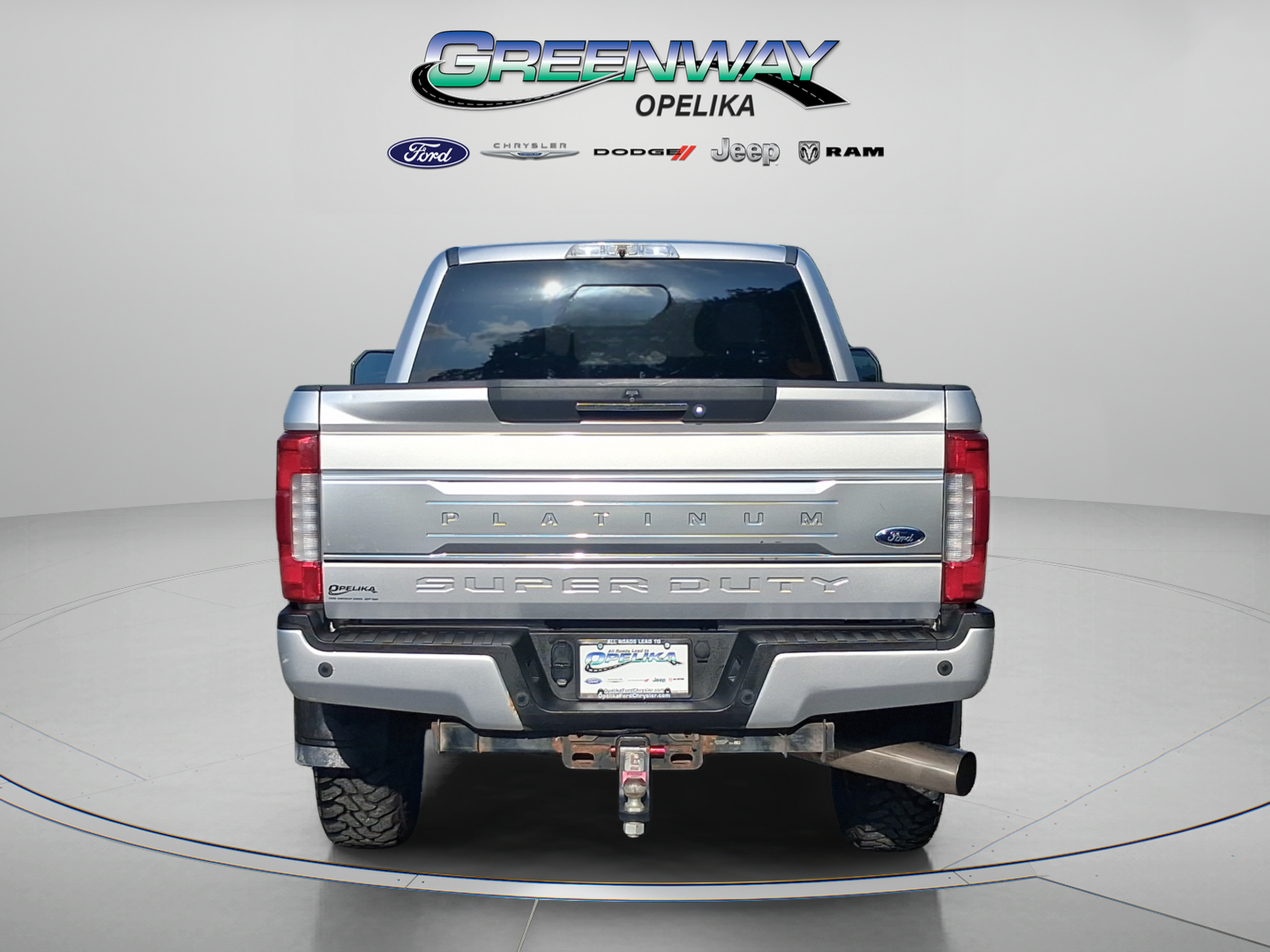 Used 2017 Ford F350 Platinum w/ Platinum Ultimate Package AWD/4WD image 6