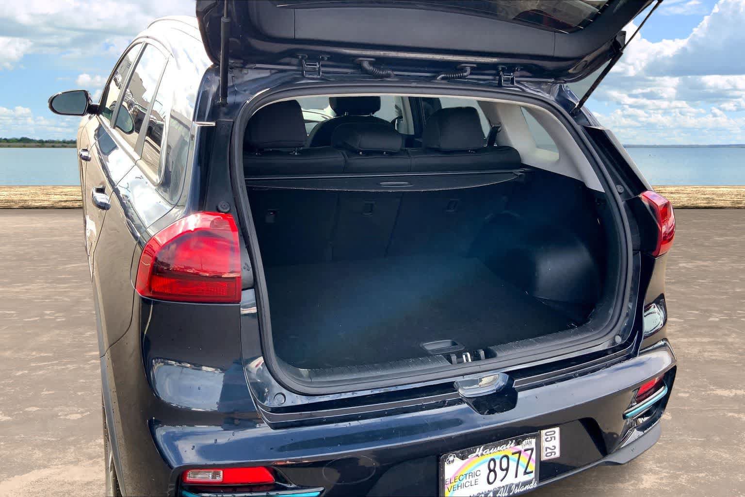 Used 2022 Kia Niro EX FWD image 18