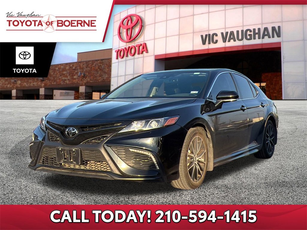Used 2023 Toyota Camry SE