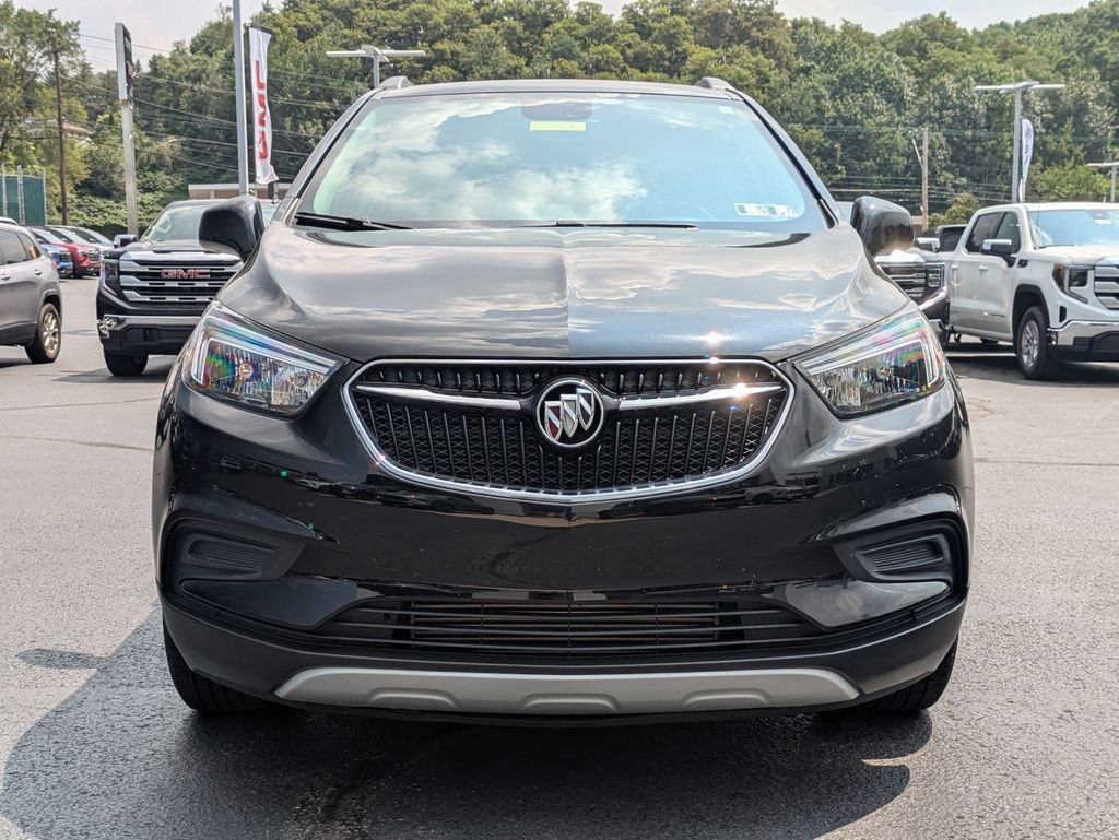 Used 2022 Buick Encore Preferred w/ Safety Package image 2