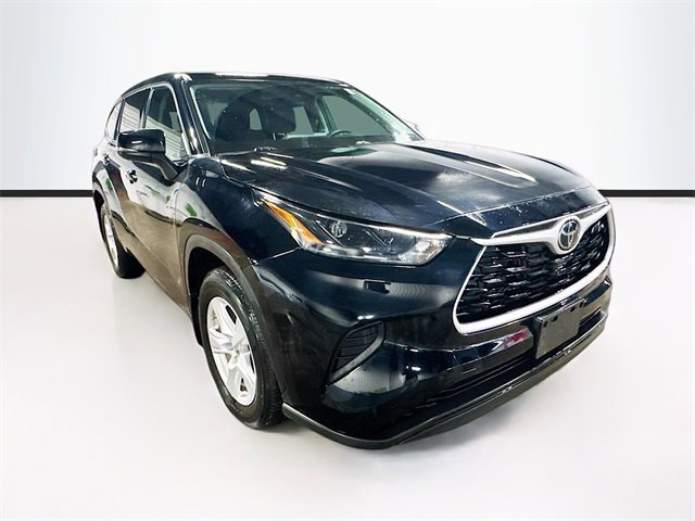Used 2022 Toyota Highlander L image 1