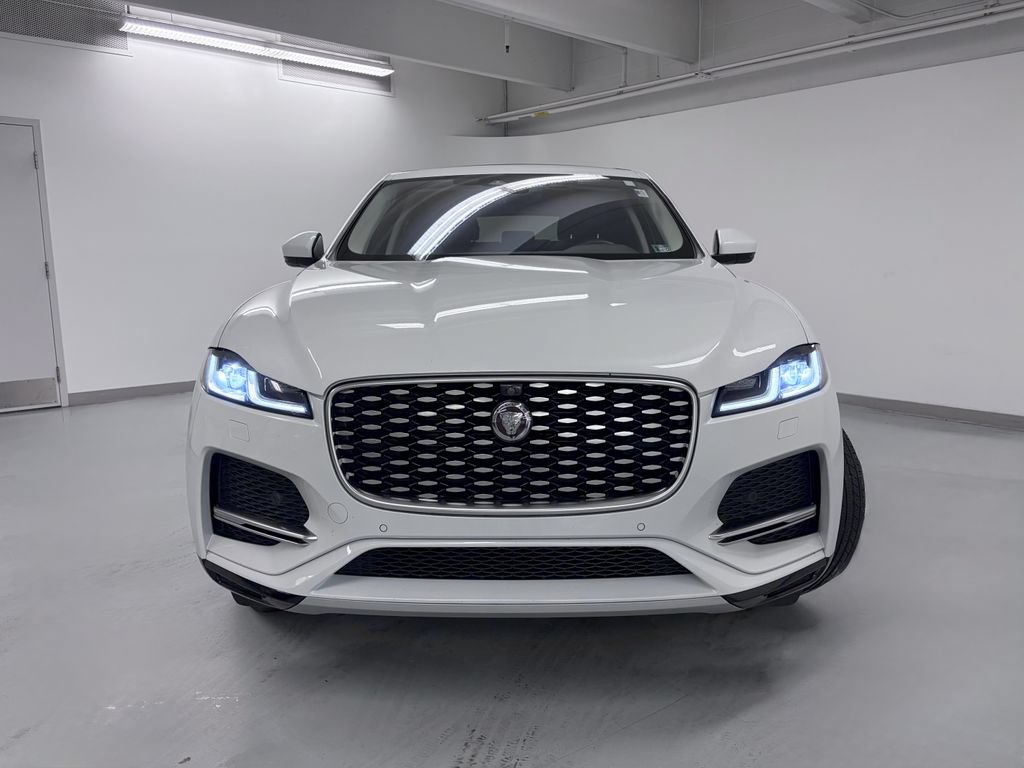 Used 2021 Jaguar F-PACE AWD/4WD image 3