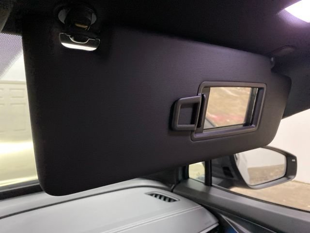 Used 2025 Volkswagen ID.4 Pro RWD image 58