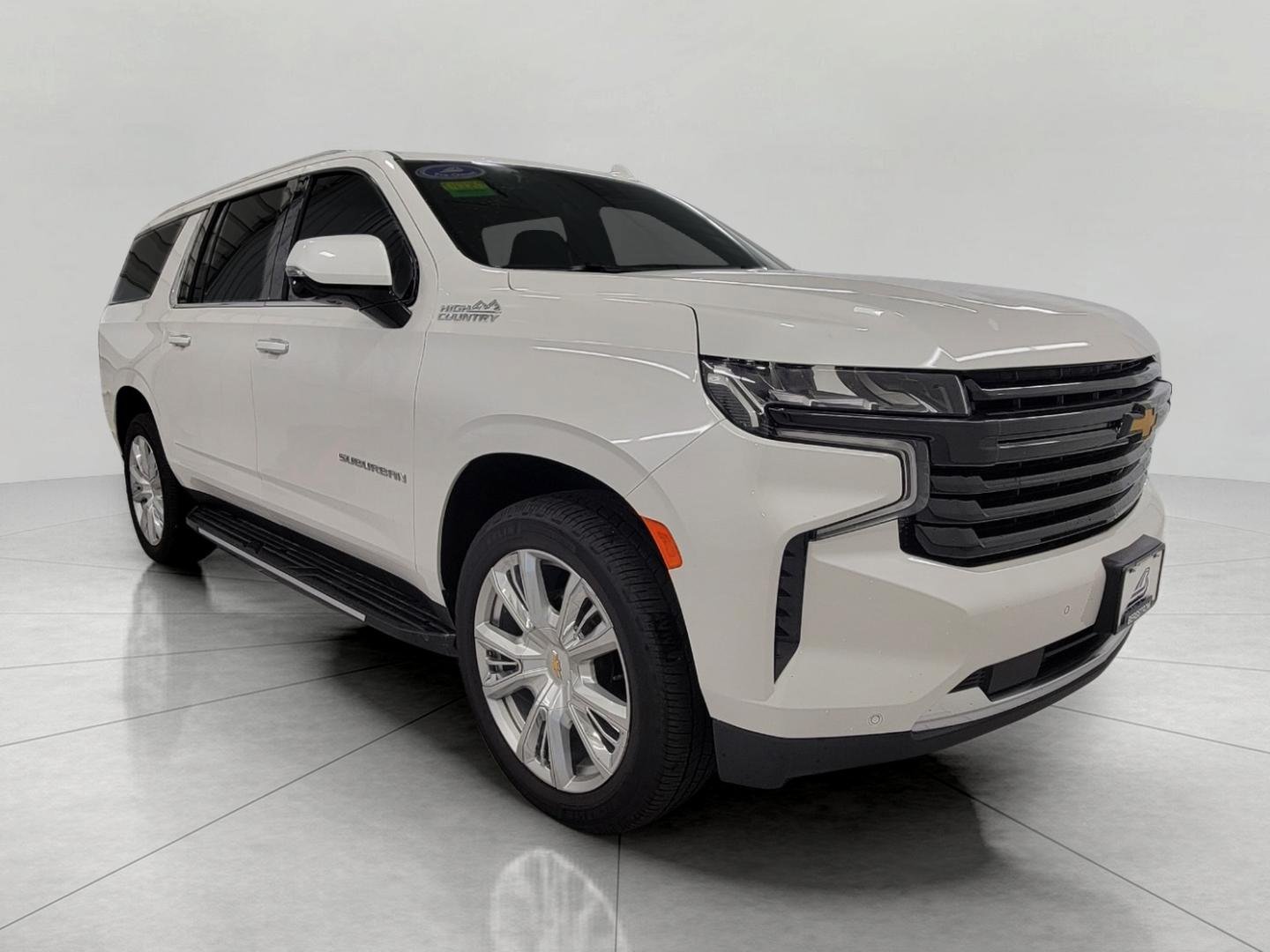 Used 2023 Chevrolet Suburban High Country AWD/4WD image 1