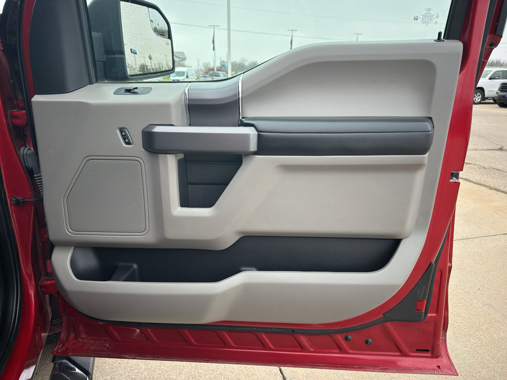 Used 2020 Ford F150 XLT w/ Equipment Group 302A Luxury image 31