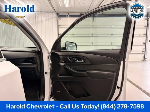 Used 2021 Chevrolet Traverse High Country AWD/4WD image 11