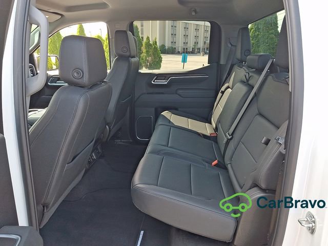 Used 2025 GMC Sierra 1500 SLT AWD/4WD image 10