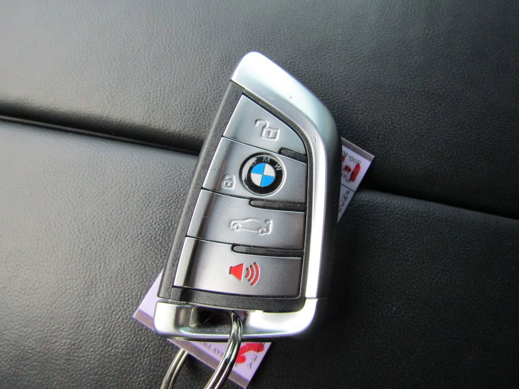 Used 2022 BMW X5 M w/ Competition Package 2 image 35