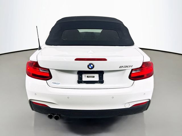 Used 2017 BMW 230i Convertible image 7