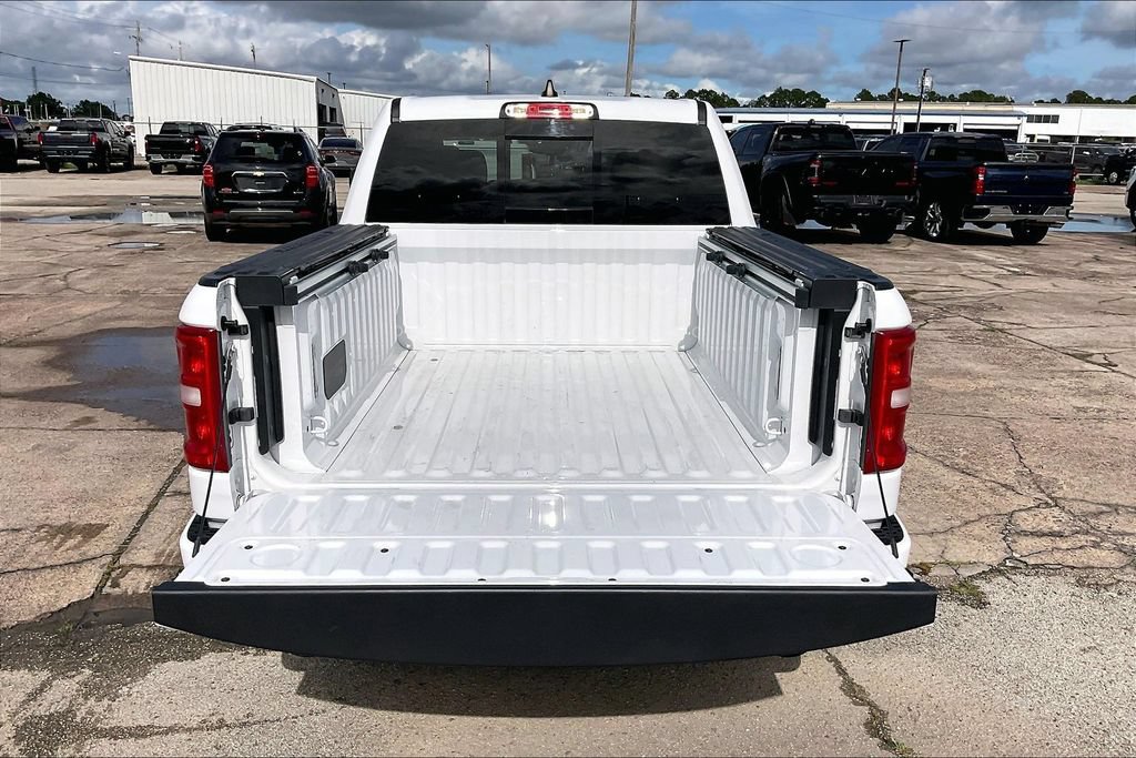 Used 2025 RAM 1500 Laramie w/ Sport Appearance Package AWD/4WD image 37