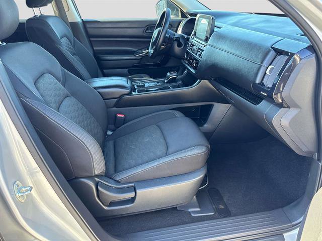 Certified 2023 Nissan Pathfinder S image 16
