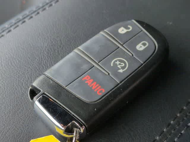 Used 2024 Jeep Compass Limited AWD/4WD image 34