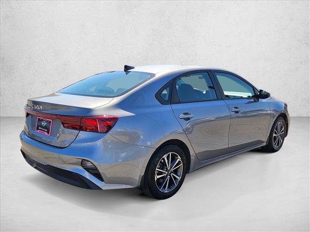 Used 2024 Kia Forte LXS w/ LXS Technology Package FWD image 5