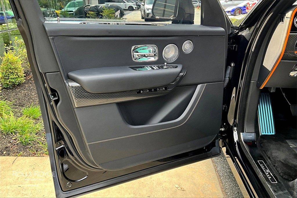 Certified 2025 Rolls-Royce Cullinan Black Badge image 20