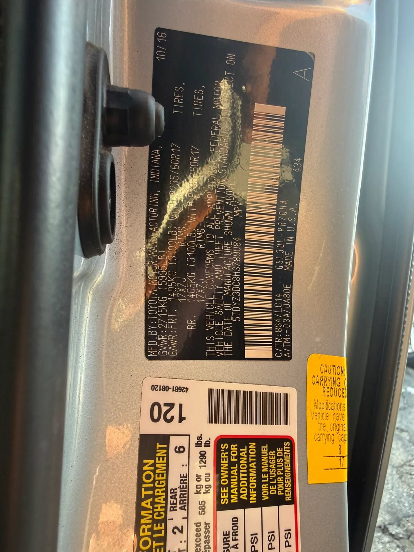 Used 2017 Toyota Sienna XLE w/ XLE Navigation Package FWD image 16