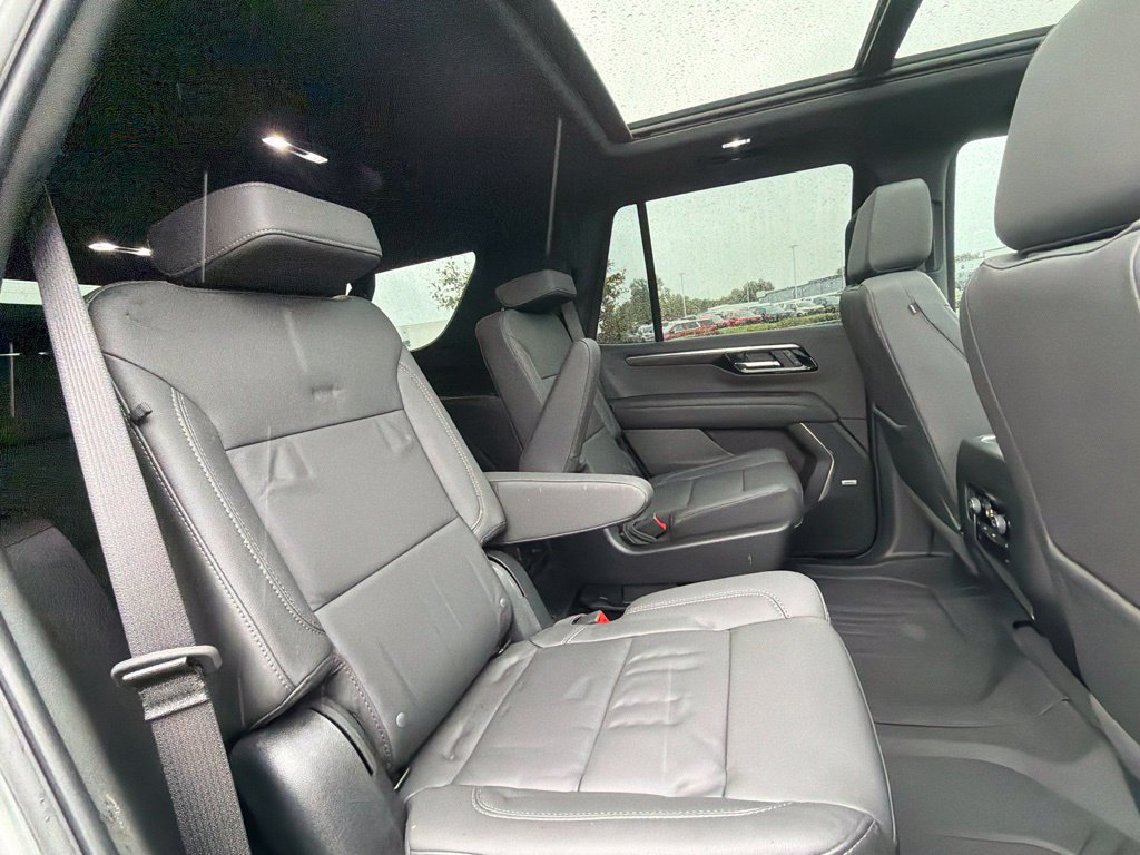 Used 2026 Chevrolet Tahoe Z71 w/ Comfort Package AWD/4WD image 35
