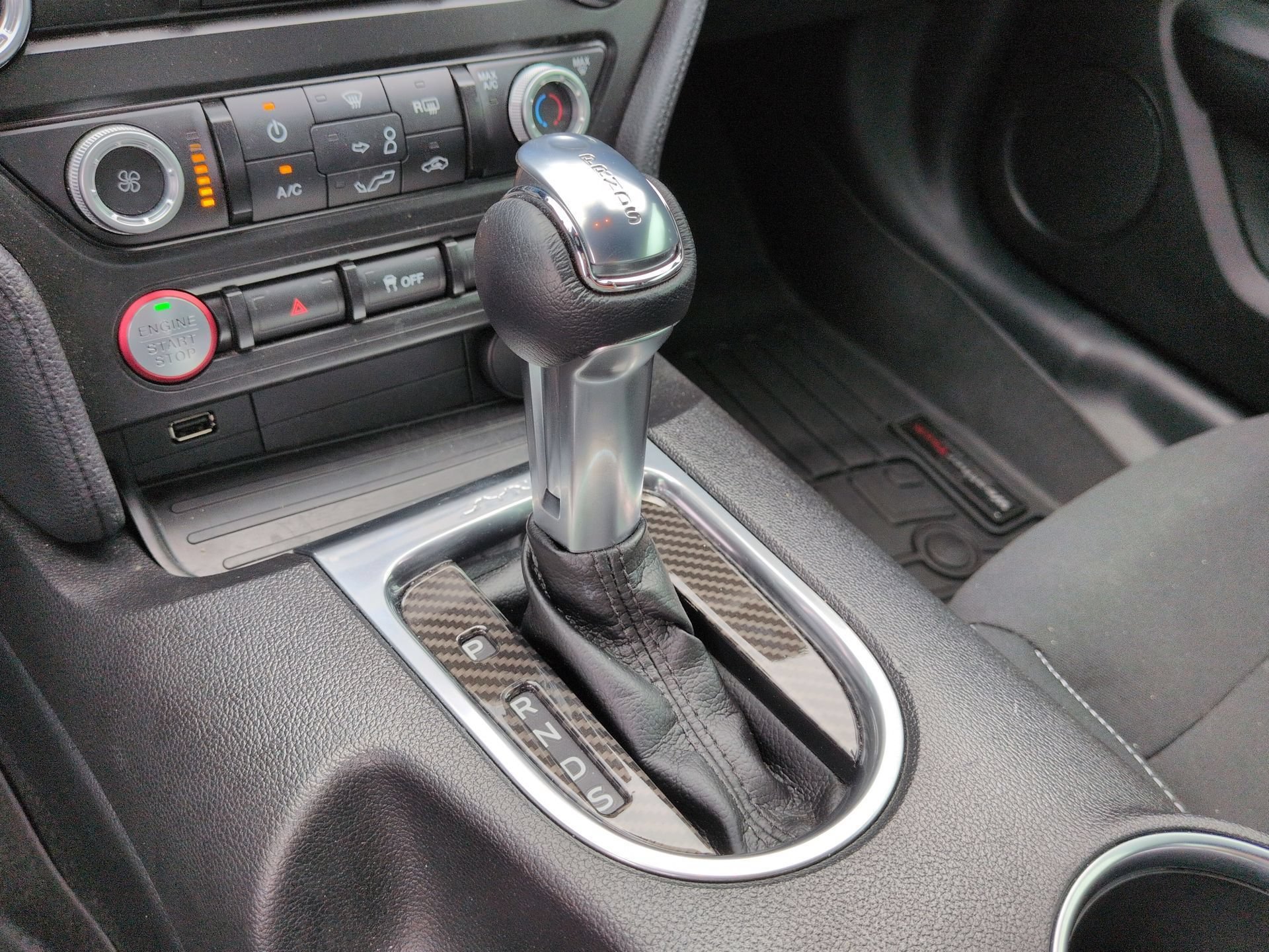 Used 2021 Ford Mustang Coupe RWD image 15