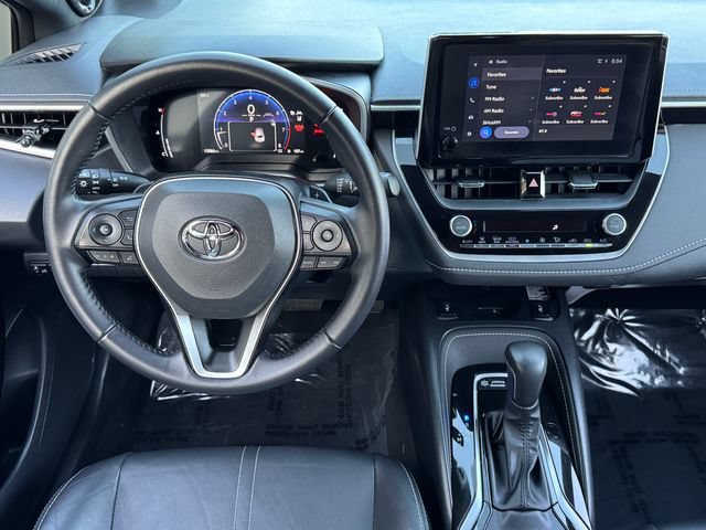Used 2025 Toyota Corolla XSE FWD image 12