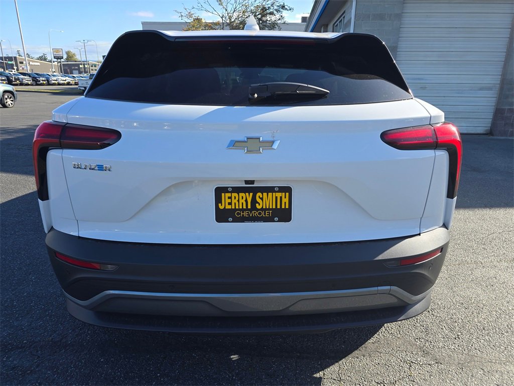 New 2026 Chevrolet Blazer EV LT image 5