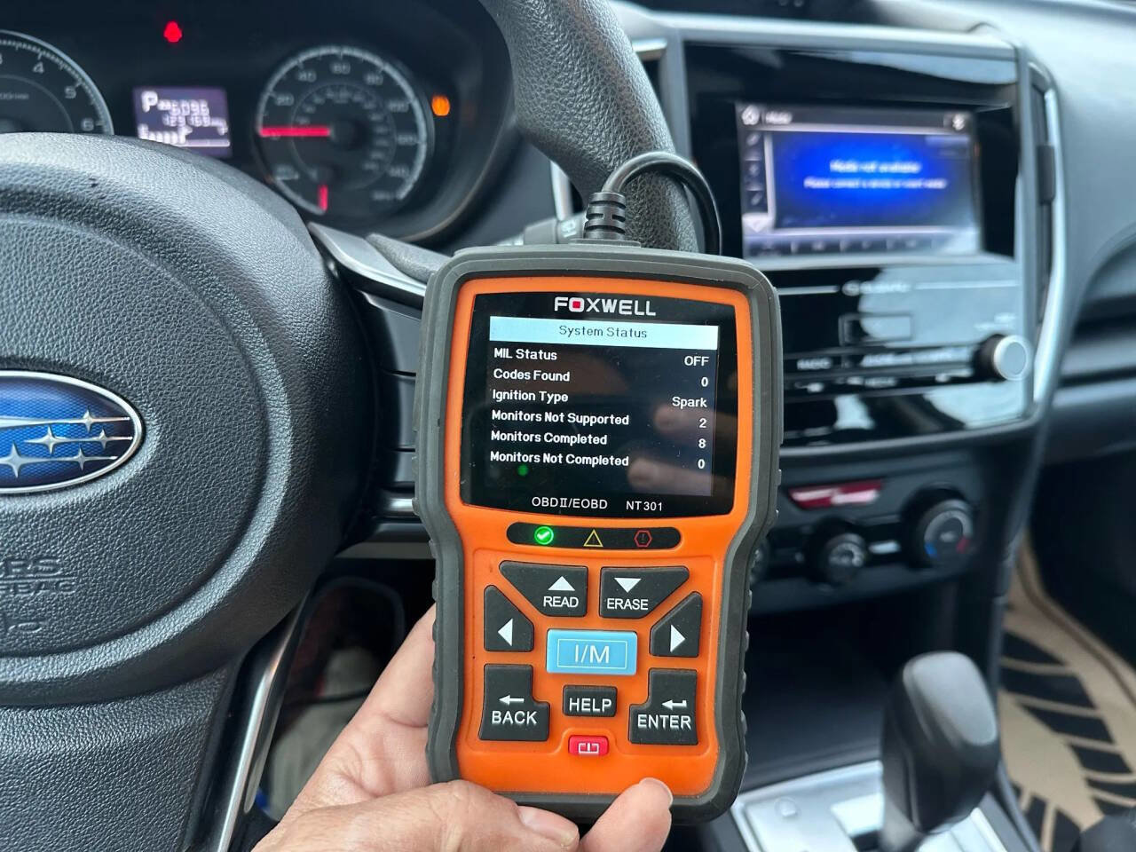 Used 2018 Subaru Impreza 2.0i Premium image 16