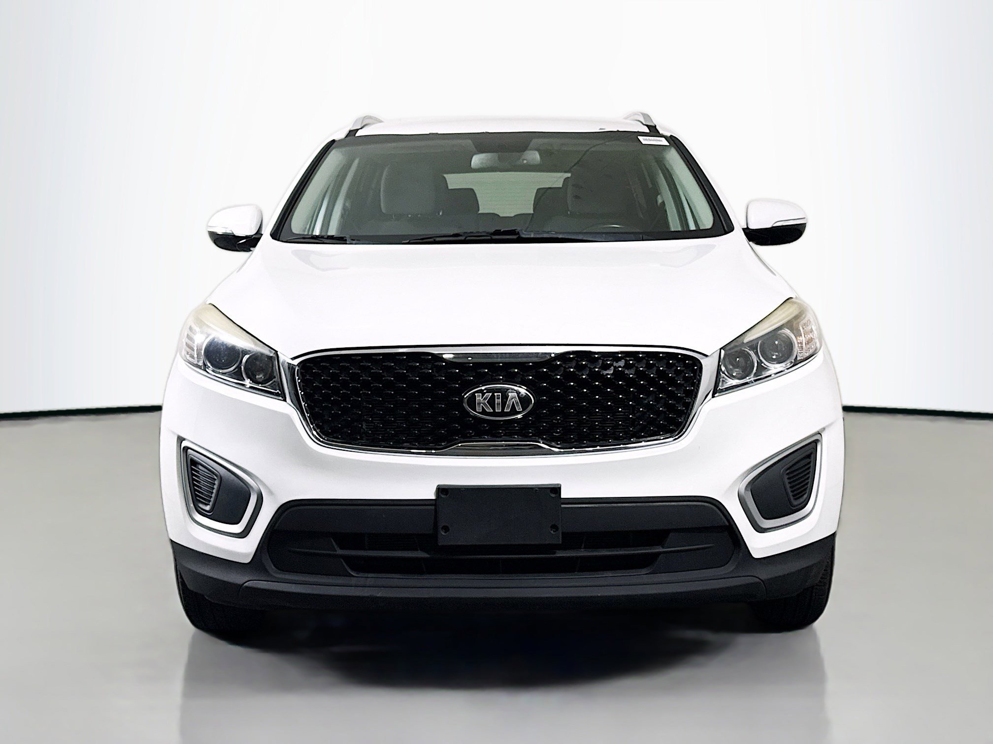 Used 2017 Kia Sorento LX w/ LX V6 Convenience Package image 2