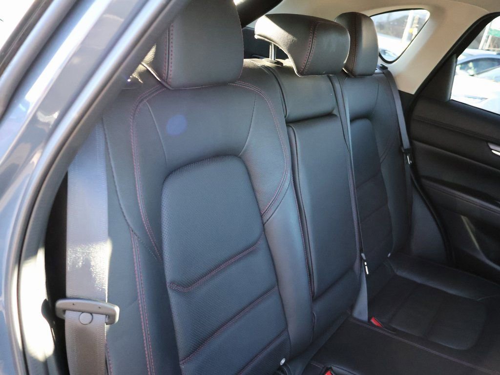 Used 2025 MAZDA CX-5 Carbon Edition image 12