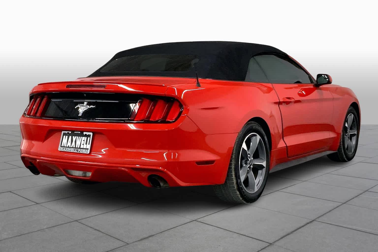 Used 2016 Ford Mustang Convertible w/ Equipment Group 051A RWD image 11