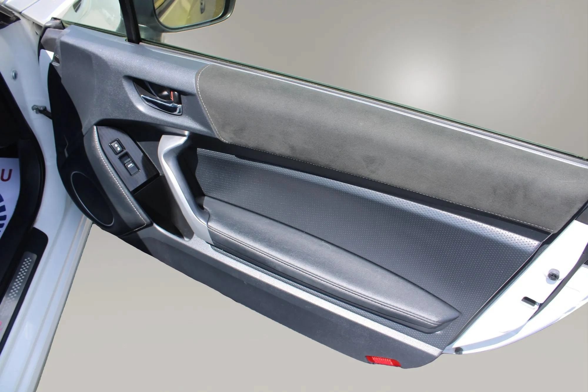 Used 2019 Toyota 86 RWD image 17