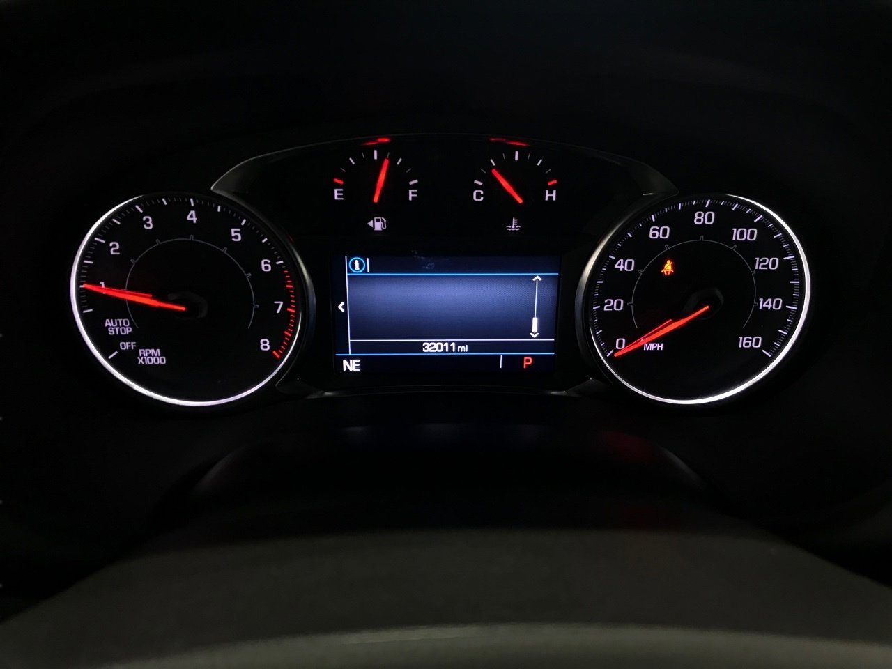 Certified 2023 GMC Acadia SLE w/ Driver Convenience Package image 3