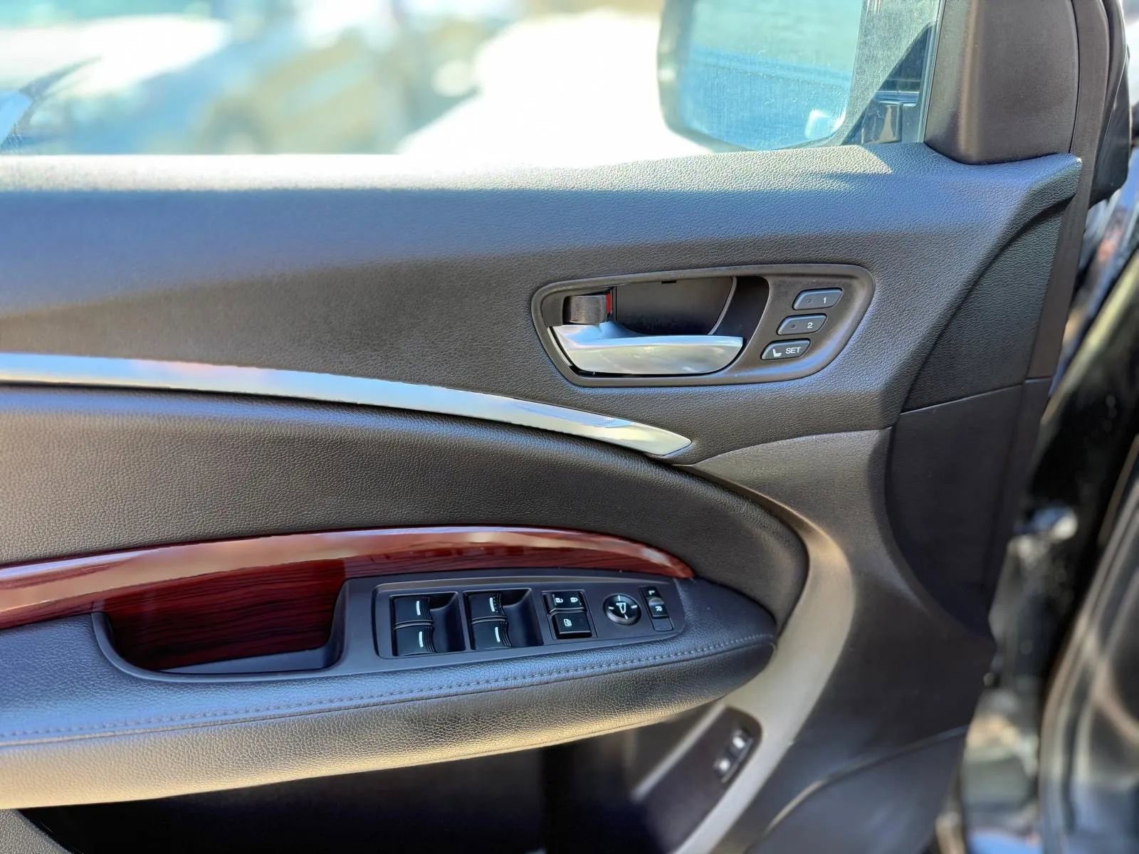 Used 2015 Acura MDX SH-AWD image 21