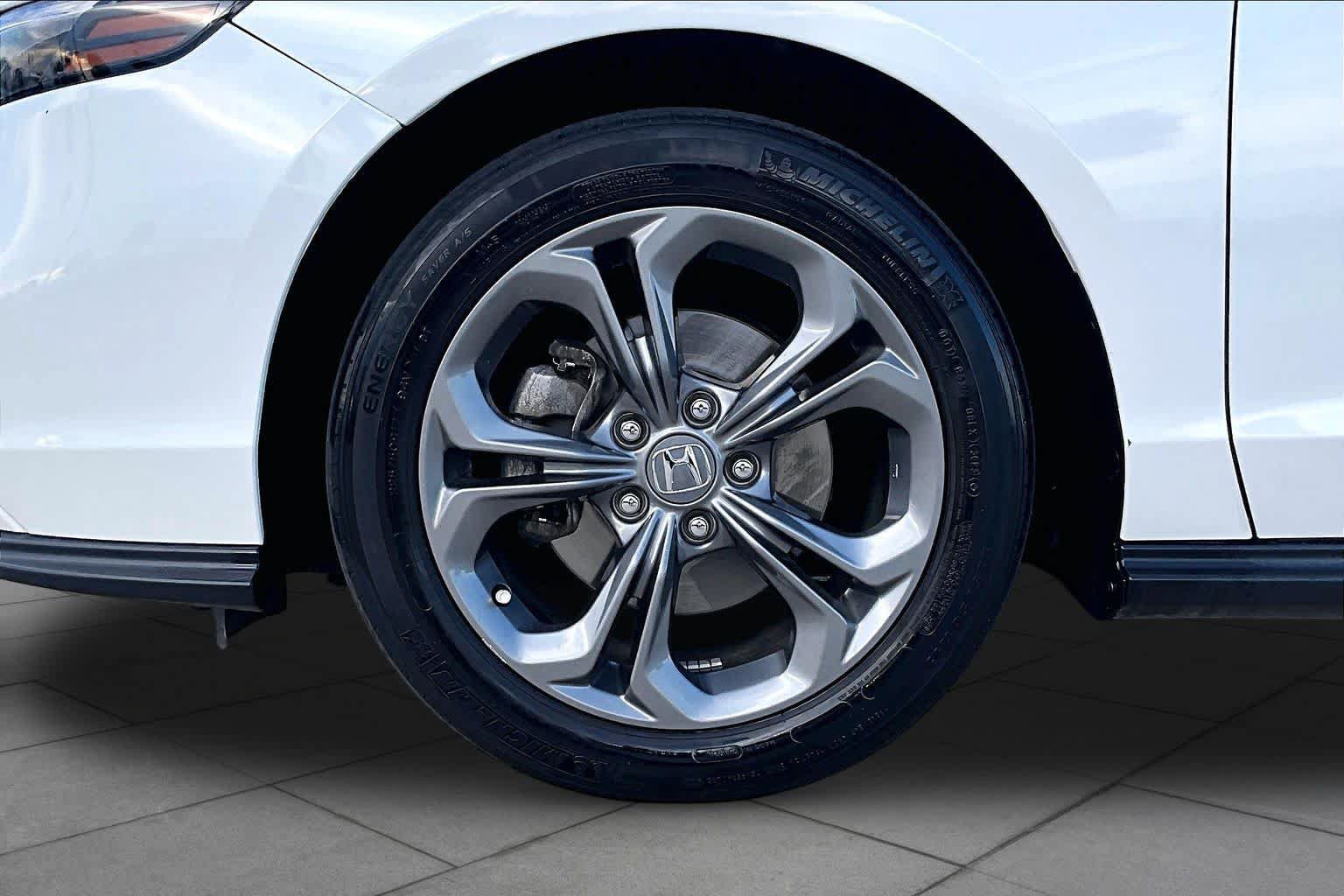 Used 2023 Honda Accord EX image 11