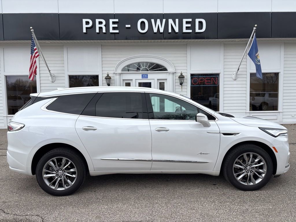 Certified 2024 Buick Enclave Avenir w/ Avenir Technology Package image 4