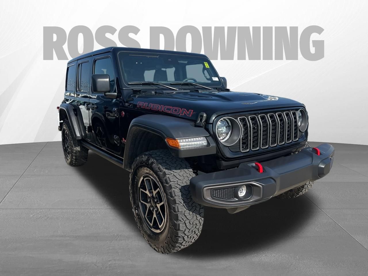 Used 2025 Jeep Wrangler Unlimited Rubicon w/ Convenience Group AWD/4WD image 3