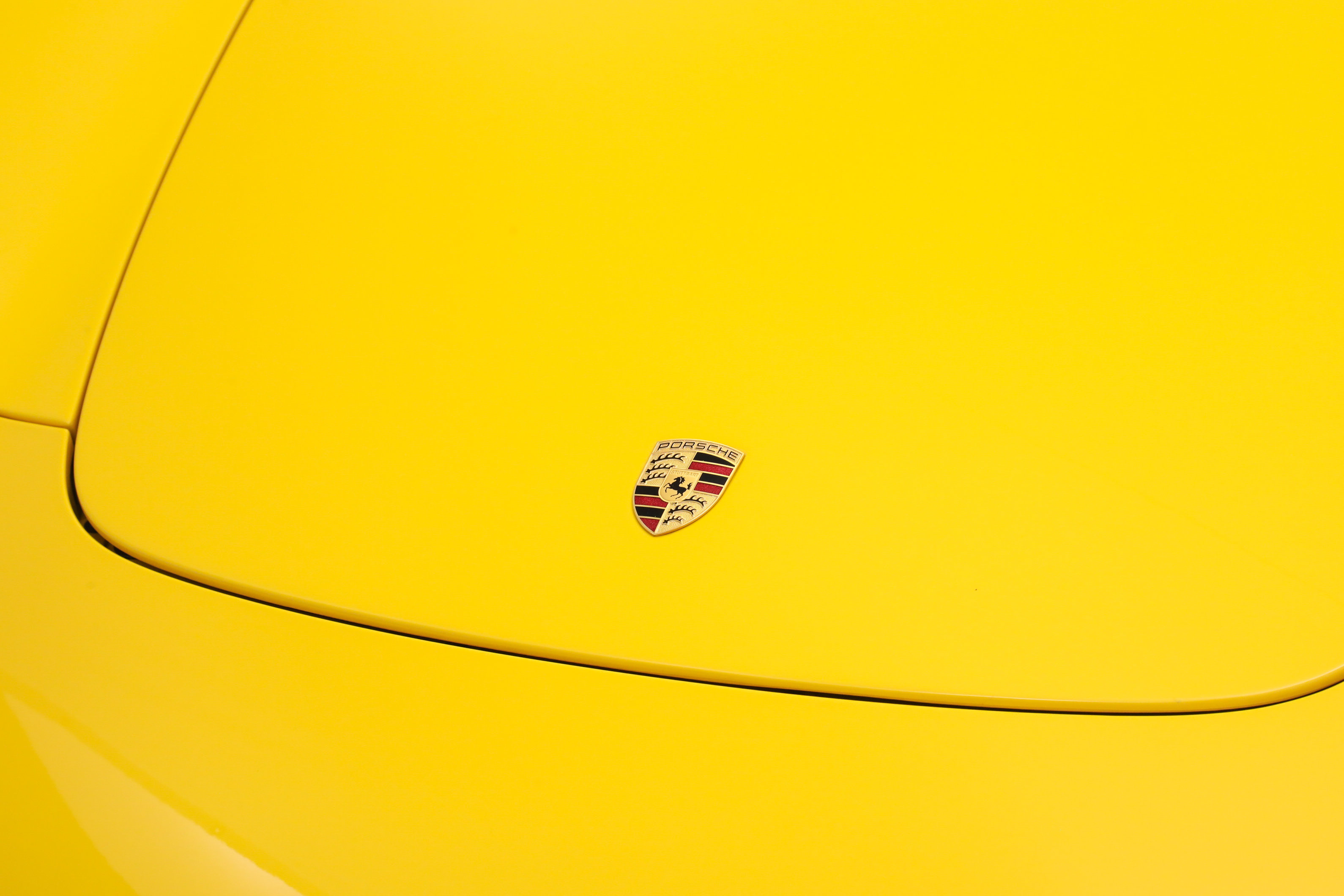 Used 2005 Porsche Carrera GT RWD image 13