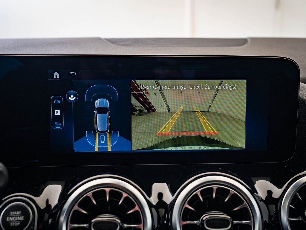 Certified 2025 Mercedes-Benz GLA 250 4MATIC image 32