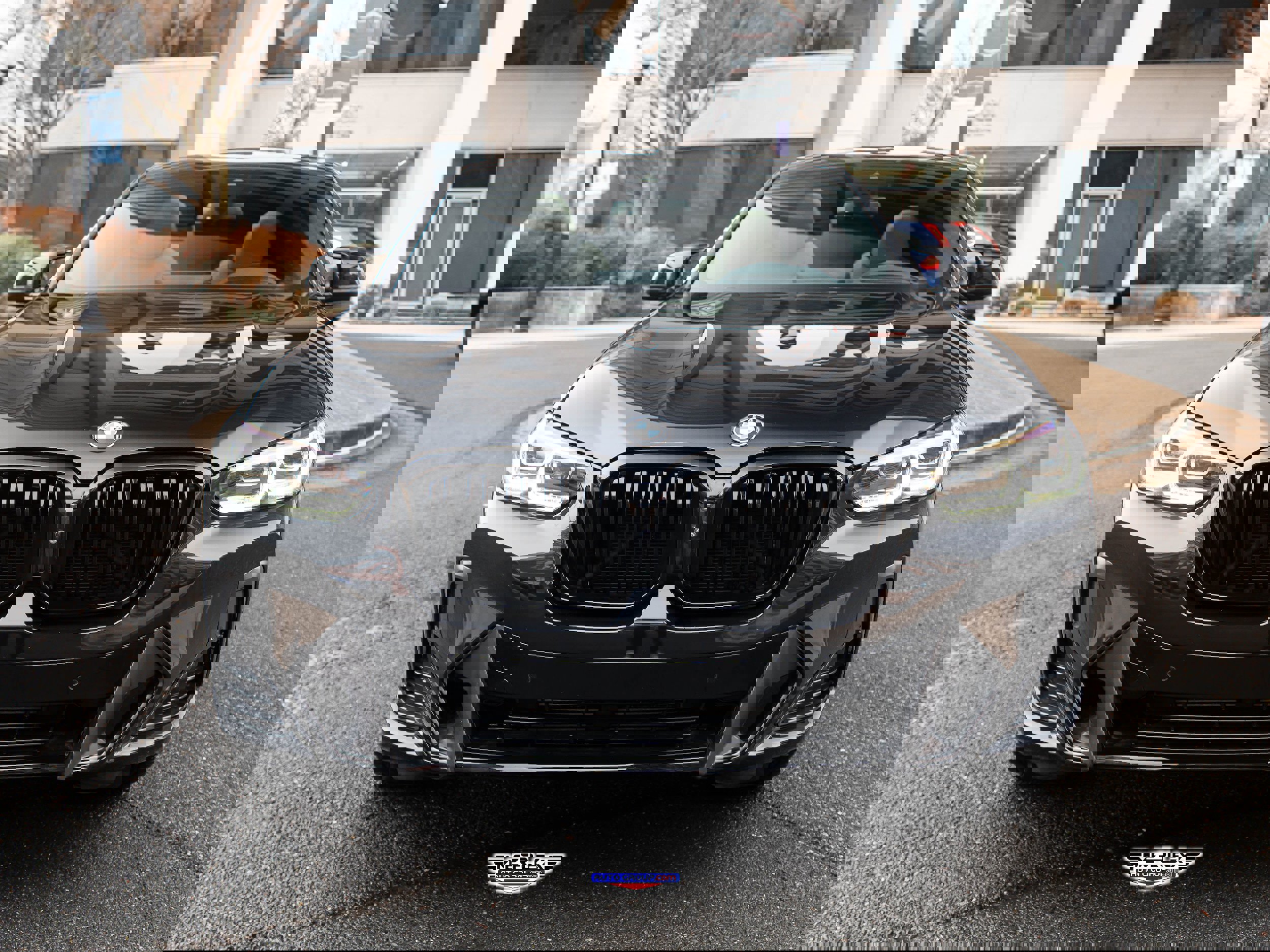 Used 2022 BMW X4 M40i w/ Premium Package image 2