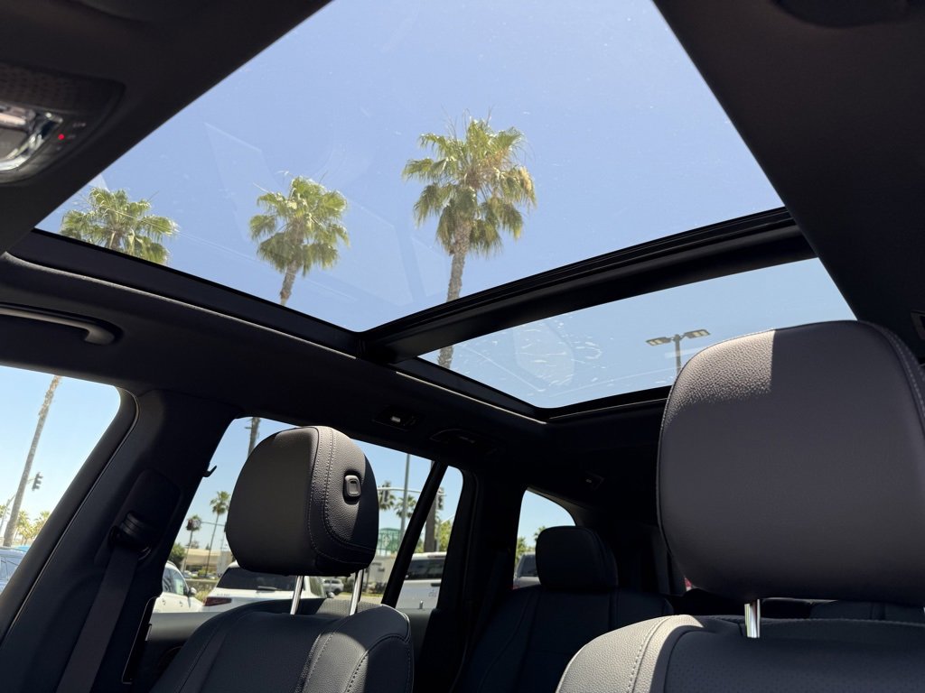 New 2025 Mercedes-Benz GLS 450 4MATIC image 9