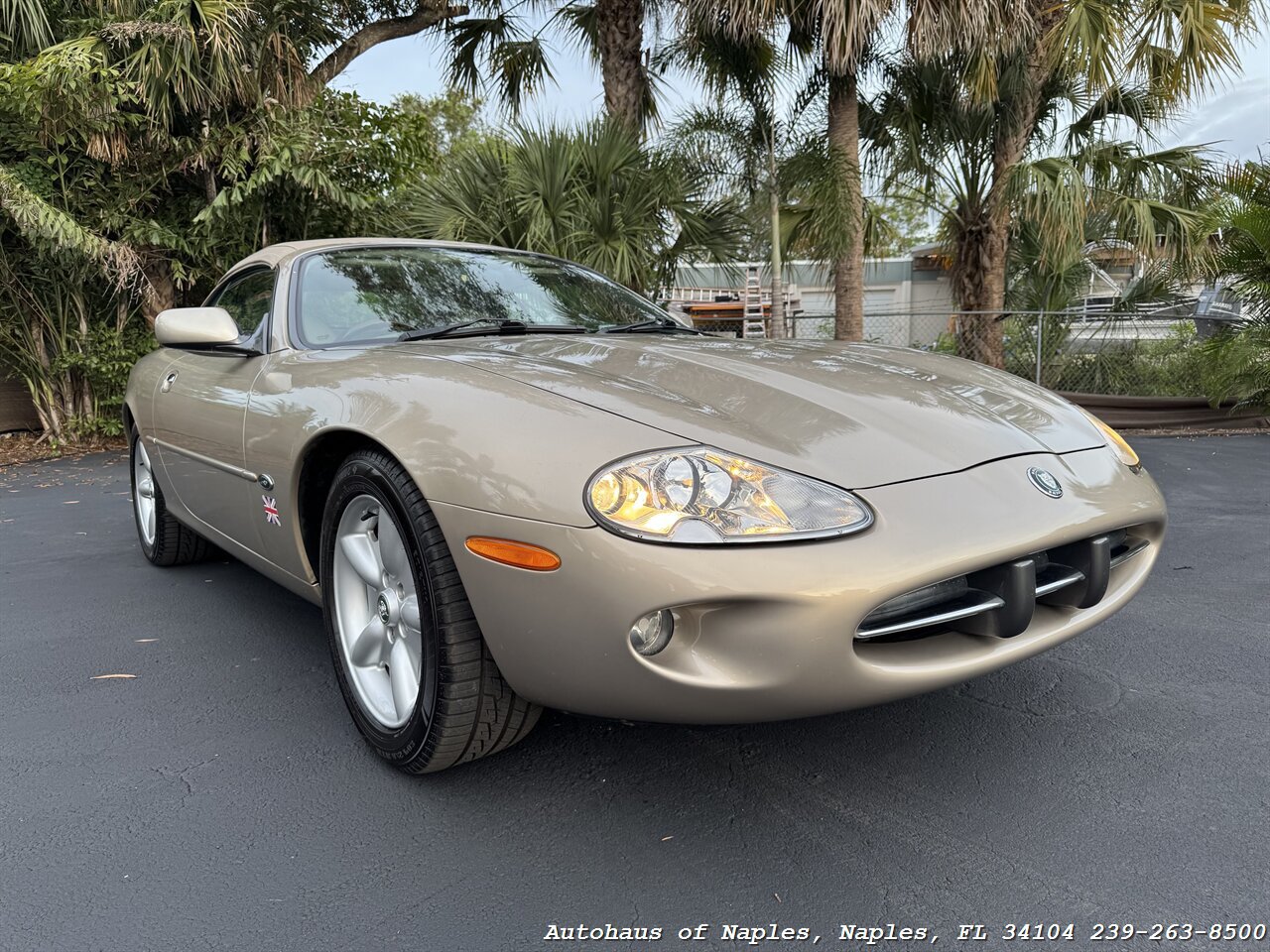 Used 1998 Jaguar XK8 Convertible RWD image 1