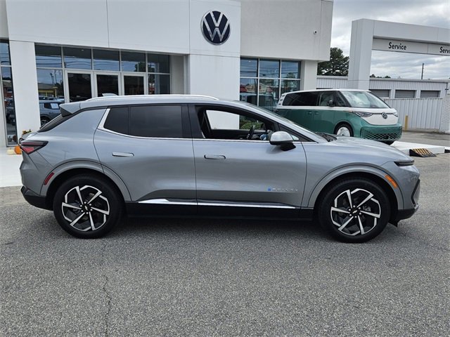 Used 2024 Chevrolet Equinox EV LT image 15