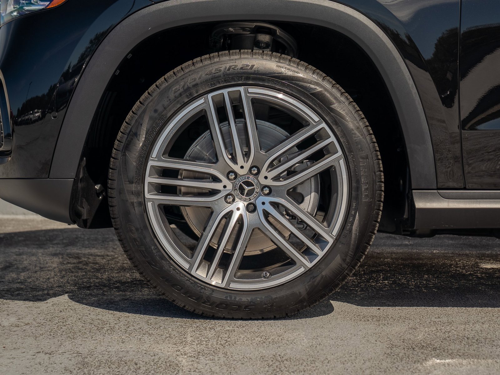 Certified 2025 Mercedes-Benz GLS 450 4MATIC image 12