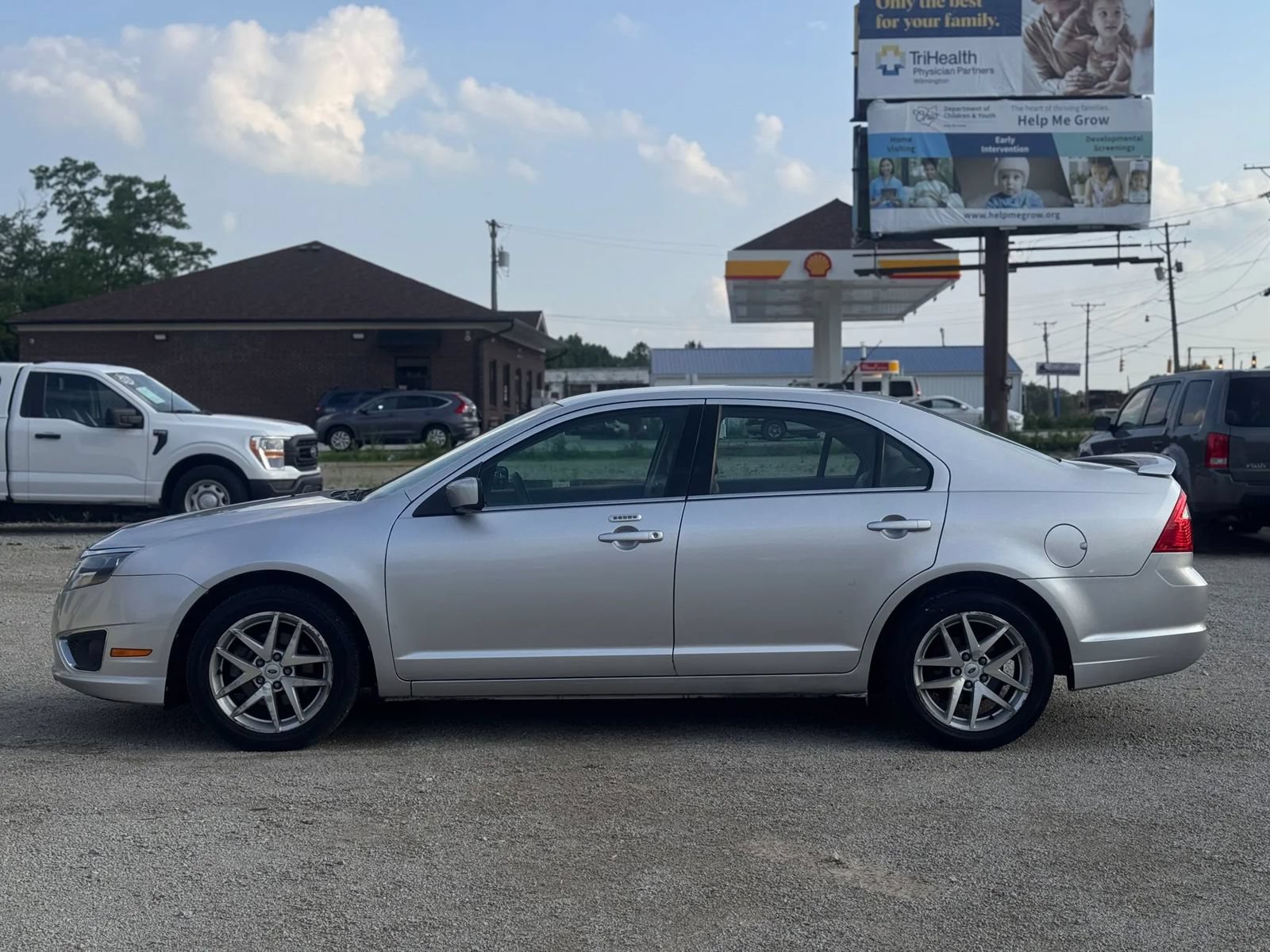 Used 2011 Ford Fusion SEL FWD image 12
