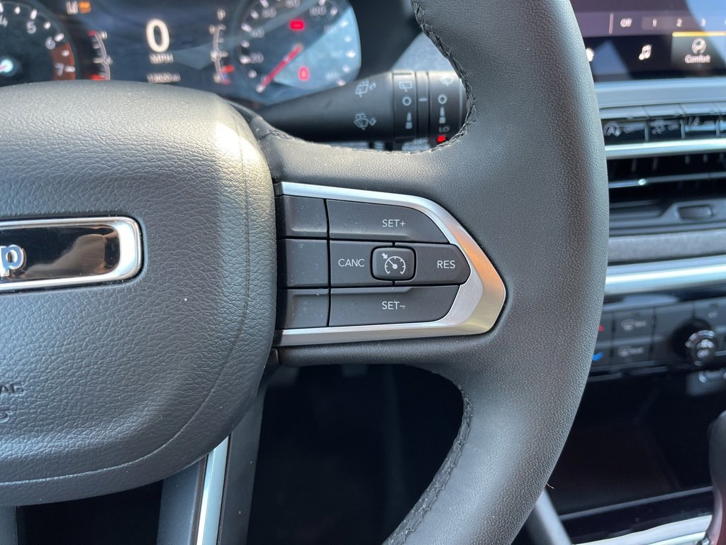 Certified 2024 Jeep Compass Latitude image 15