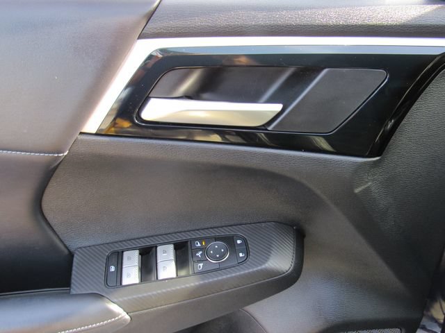 Used 2023 Mitsubishi Outlander SE FWD image 21